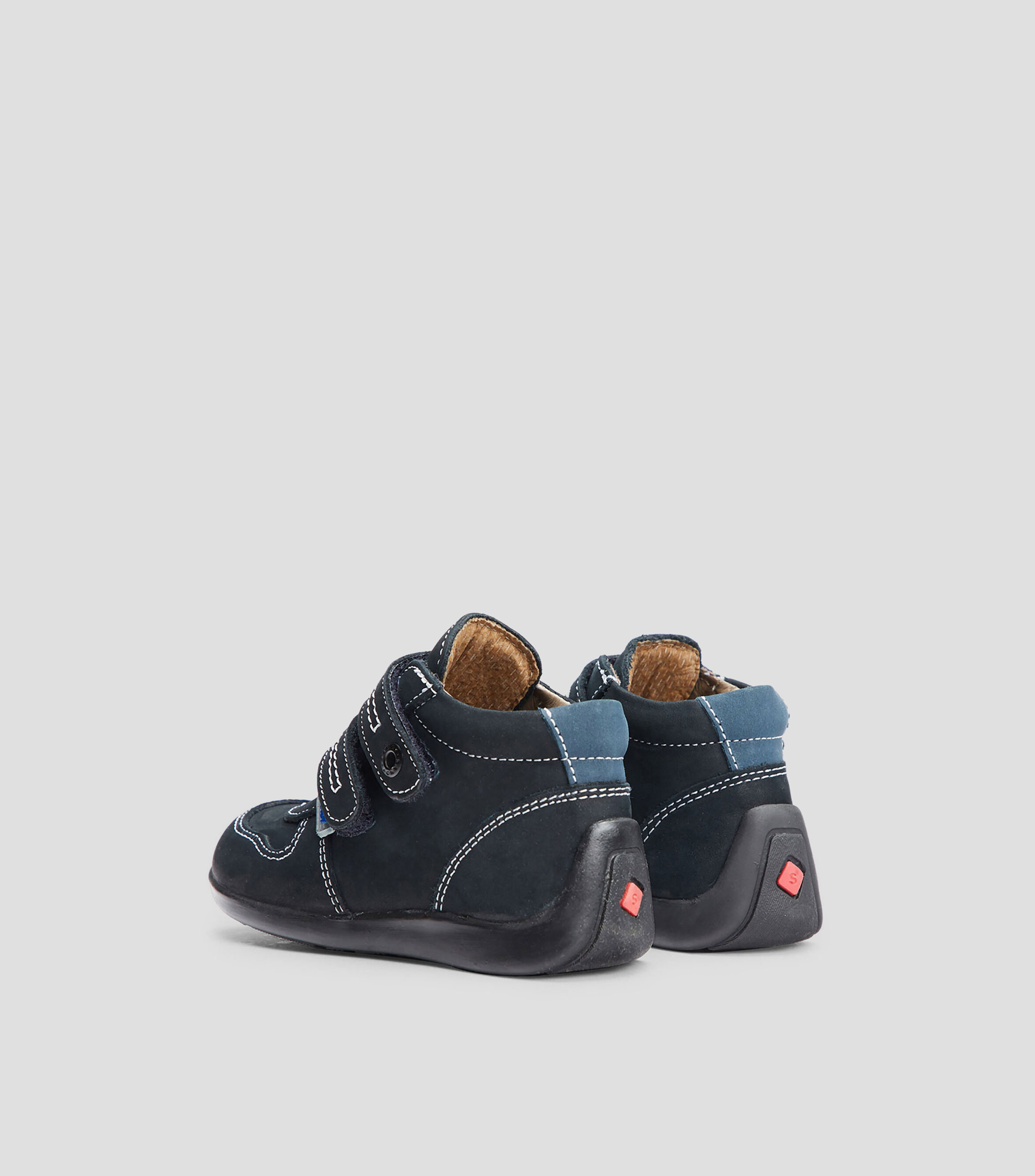 Botas planas en piel liso Nino